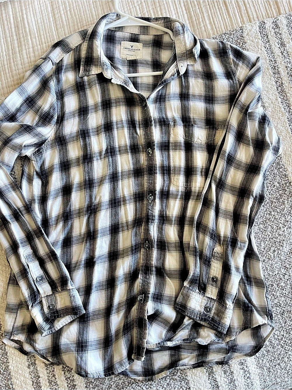 American Eagle Outfitters American Eagle Black Gray & White Plaid Flannel Shirt